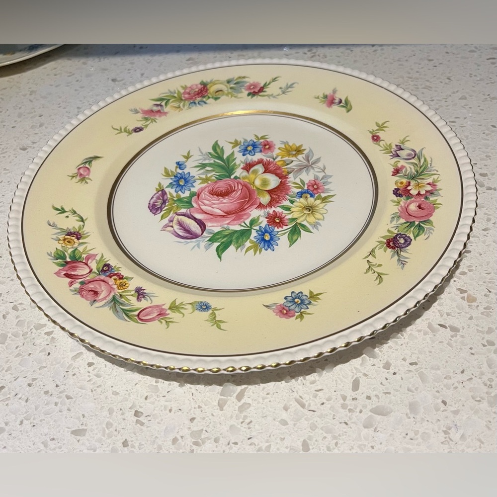 Vintage Cream Floral Dinner Plate with Pink Rose Medallion